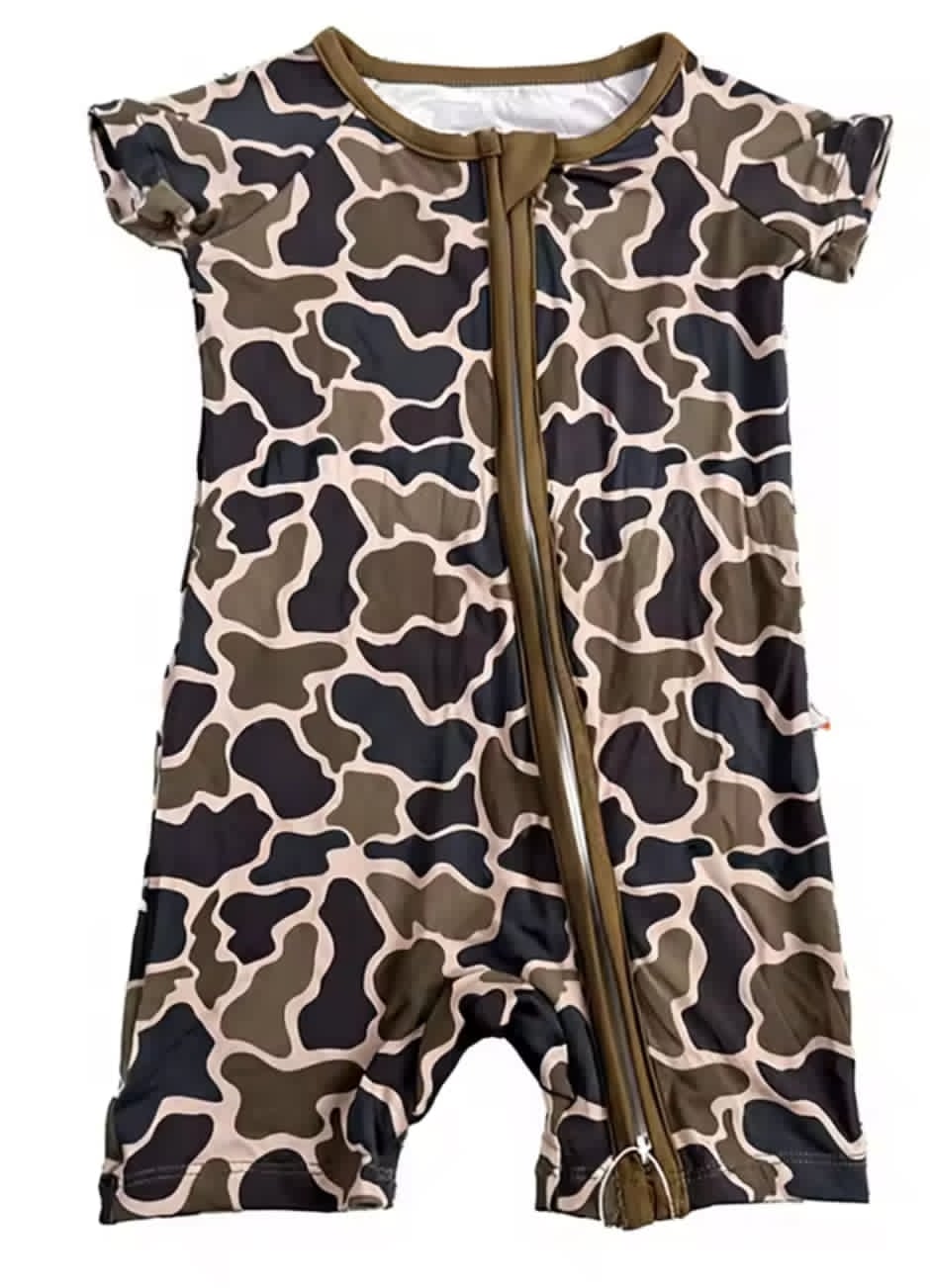Bamboo zip sleeper camo short