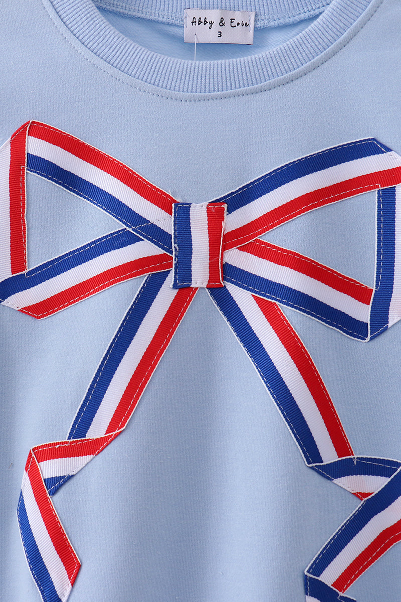 Blue hand-sewn bow mom&me sweatshirt