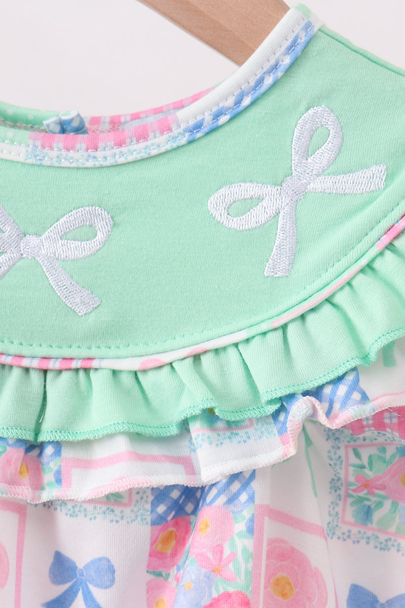 Green Bow Embroidered Checkered Bubble
