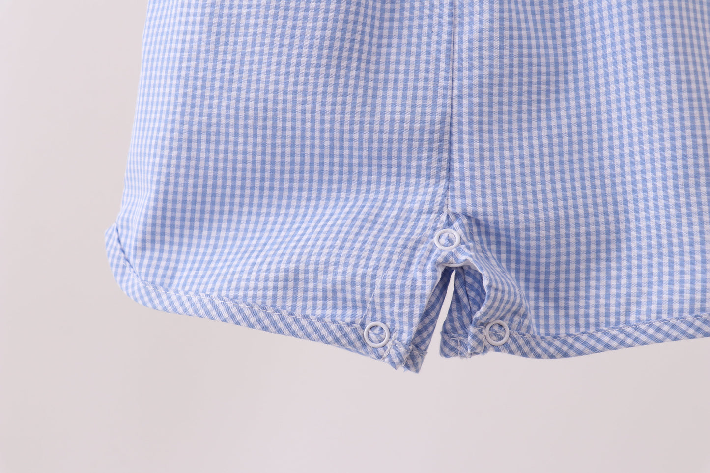 Blue ruffle bow bubble