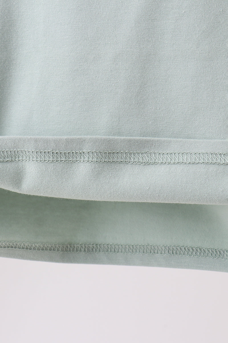 Green vehicle embroidery top