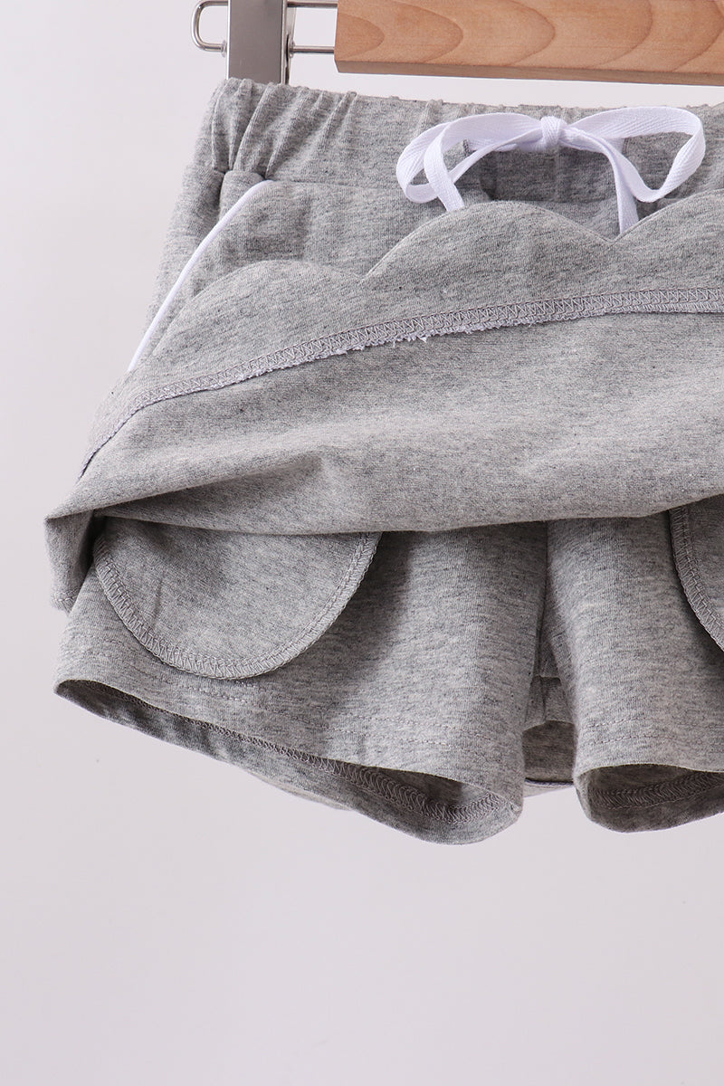 Grey scallop hem bow skort